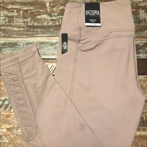 NEW! Victoria Secret Knockout Tight Leggings Large